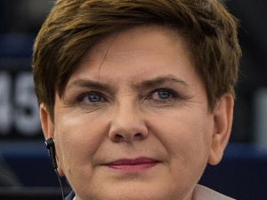 "Ta Wielkanoc jest inna od tych, które znamy..." Świąteczne życzenia od premier Beaty Szydło