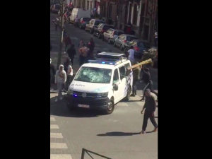 [WIDEO] Belgia: Zamieszki w Brukseli po śmierci 19-latka w czasie interwencji policji. Skradziono broń