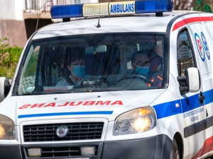 Ministerstwo Zdrowia: Zmarły 24 osoby zakażone koronawirusem. 318 nowych przypadków