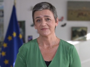 Wiceszefowa KE przestrzega: Państwa UE powinny chronić swoje firmy przed przejęciem przez Chiny