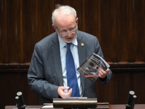 Posłowie PiS i Konfederacji pozytywnie o projekcie "Stop pedofilii". KO i Lewica przeciw
