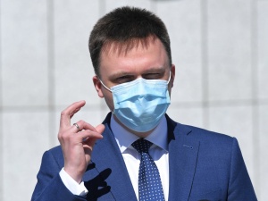 "Dyktatura, którą chce wprowadzić prezes PiS nie zostawia wątpliwości". Hołownia pozywa Skarb Państwa