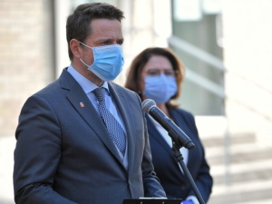 Trzaskowski: Nie wydam Poczcie spisu wyborców