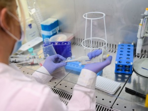 Blisko 12 tys. testów na obecność koronawirusa w ciągu minionej doby. Nowe dane Ministerstwa Zdrowia