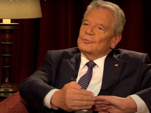 Niemiecka "demokracja". B. prezydent: "Wyłączenie ludzi na prawo od centrum. W USA, w Polsce horror"