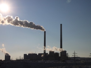 PE przegłosował stanowisko w sprawie kształtu reformy unijnego systemu pozwoleń na emisję CO2