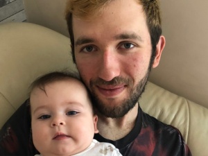 "Hej, jestem Emil i mam 26 lat. Od miesiąca moje życie...". Prosimy o pomoc dla kolegi z Solidarności