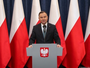 Andrzej Duda: Koronawirus pokazał, jak ważna jest publiczna służba zdrowia. PO chciała ją sprywatyzować