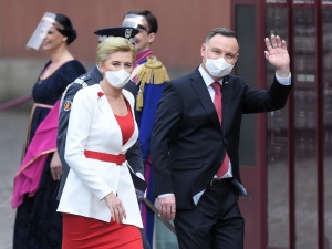 [WIDEO] Para Prezydencka wzięła udział w uroczystości podniesienia Flagi Państwowej RP