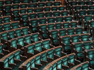 Czekają nas przyspieszone wybory parlamentarne? Ważny polityk PiS tego nie wyklucza