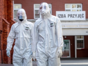 175 nowych przypadków zakażeń. Ministerstwo Zdrowia opublikowało raport