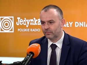Min. Mucha o zatwierdzanej dziś Strategii Bezpieczeństwa Narodowego RP: Zaktualizowane o koronawirusa