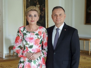 [video] Para Prezydencka do pielęgniarek i położnych: Jesteśmy bardzo wdzięczni; jesteście bohaterami