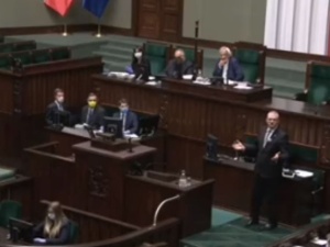 [video] "Hej, ale upomnijcie się koledzy o to!". Awantura w Sejmie, spięcie Brauna z Terleckim