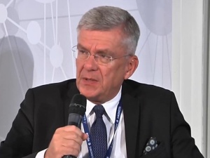 Stanisław Karczewski rezygnuje z funkcji