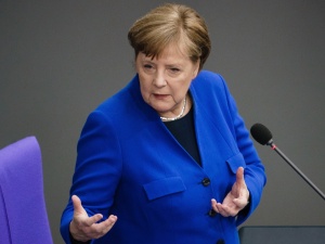 Merkel chce zniesienia kontroli na granicach Schengen. Podała datę