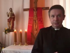 Ks. Wachowiak: Nie płaczmy, że Sekielscy robią to, co robią. Nie mieliby wiele do roboty, gdybyśmy...