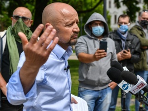 "Wystąpię do MSWiA o materiały z manifestacji; Będziemy walczyć". Jest zapowiedź senatora Burego