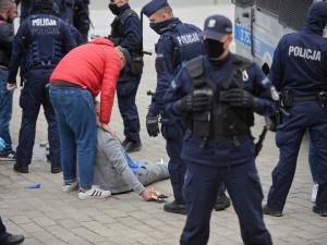 "Środki porządkowe były adekwatne do sytuacji". Szef MSWiA o zajściach podczas protestu przedsiębiorców