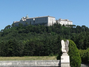Rocznica zdobycia klasztoru na Monte Cassino. Szef MON: "To dowód chwały polskiego żołnierza"
