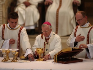Kraków. Abp Jędraszewski: "Jan Paweł II w sposób decydujący przyczynił się do upadku imperium zła"