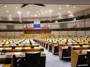 "Krytykowana jest większość reform PiS". Ujawniono nieopublikowany projekt raportu PE przeciwko Polsce