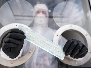Popołudniowy raport MZ: 188 nowych przypadków koronawirusa. Zbliżamy się do 20 tys. zakażeń