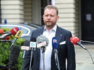 Kiedy zdejmiemy maseczki? Minister zdrowia zabrał głos