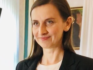 "Są wartości ważniejsze niż klikalność". Spurek poucza Sikorskiego