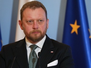 Minister Szumowski: Dzisiaj lub jutro zapadnie decyzja ws. zniesienia obowiązku noszenia maseczek