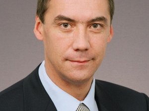 B. senator PO ostro do "autorytetów prawniczych" nadzwyczajnej kasty: "Może byście choć raz przeprosili?"