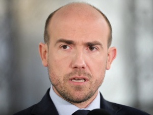 Red. Szułdrzyński: "Przepraszam, która Platforma ma rację? Ta która mówi, że wybory prezydenckie..."