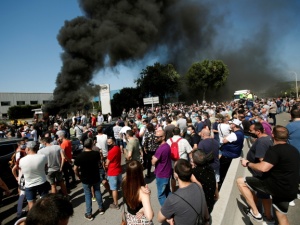 Wielka fabryka pod Barceloną zostanie zamknięta. 20 tys. bezrobotnych. Związkowcy szykują protesty