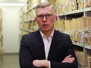 Sławomir Cenckiewicz publikuje archiwa po LWP: "Antifa to komuchy z NRD"