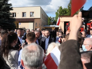 [najnowszy sondaż]: IBRIS: Andrzej Duda prowadzi w wyścigu, ale goni go Trzaskowski