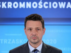 Trzaskowski nie chciał ujawnić zarobków swoich pracowników. Zrobił to za niego Sebastian Kaleta
