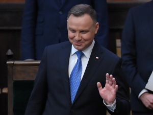 Premier składa wniosek o wotum zaufania. Andrzej Duda zabrał głos
