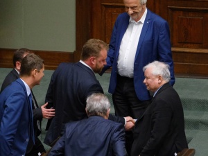 "Polska stała się fenomenem". Niemieckie media zachwycone "konserwatywnym rządem PiS"