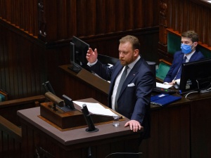 "Ogromna afera". KO rozpoczyna prace nad powołaniem komisji śledczej ws. min. Szumowskiego