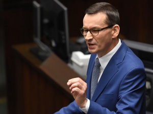 "Czasami muszą paść takie męskie słowa". Morawiecki zabrał głos ws. słów prezesa PiS