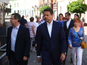 Ciekawe. Oficjalny profil Platformy od trzech dni nie podał żadnego posta swojego kandydata na prezydenta