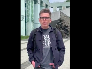 [WIDEO] Izba Dyscyplinarna SN utrzymała immunitet Tulei. A Tuleya z rękoma w kieszeniach swoje...