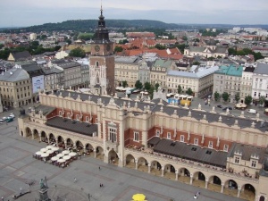 Jerzy Bukowski: Kamper wyborczy Hołowni wjechał bez zezwolenia na krakowski Rynek Główny