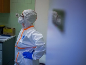 Ponad 350 potwierdzonych zakażeń. Nowy raport Ministerstwa Zdrowia