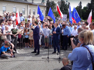 Dziennikarz zakażony koronawirusem. Dwa dni temu relacjonował wiec kandydata na prezydenta