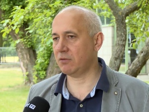 Brudzinski: "Niektórym moim kolegom w ferworze ideologicznych sporów emocje odbierają zdrowy rozsądek"