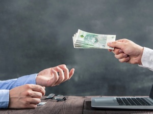 Pomoc finansowa dla dużych przedsiębiorstw!