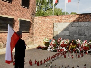 [Nasza Fotorelacja] 14 czerwca. 80. Rocznica I Transportu [Polaków] do Auschwitz