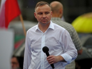 "Ordynarne łgarstwo! Po co kłamiecie?". Burza w sieci po publikacji "Superexpressu" 