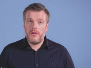 Zandberg: "Czytam polityków PO, jak Tomasz Lis, i sam już nie wiem... Lewica najlepiej, żeby zdechła..."